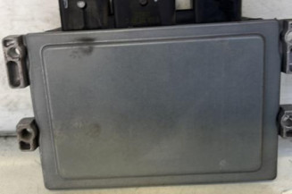 Calculateur moteur DACIA SANDERO 1