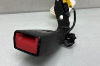 Attache ceinture arriere droit MERCEDES CLASSE E 207 Photo n°1