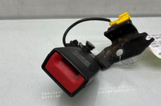 Attache ceinture arriere gauche MERCEDES CLASSE E 207