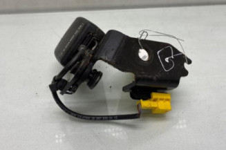 Attache ceinture arriere gauche MERCEDES CLASSE E 207