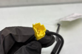 Attache ceinture avant gauche MERCEDES CLASSE E 207