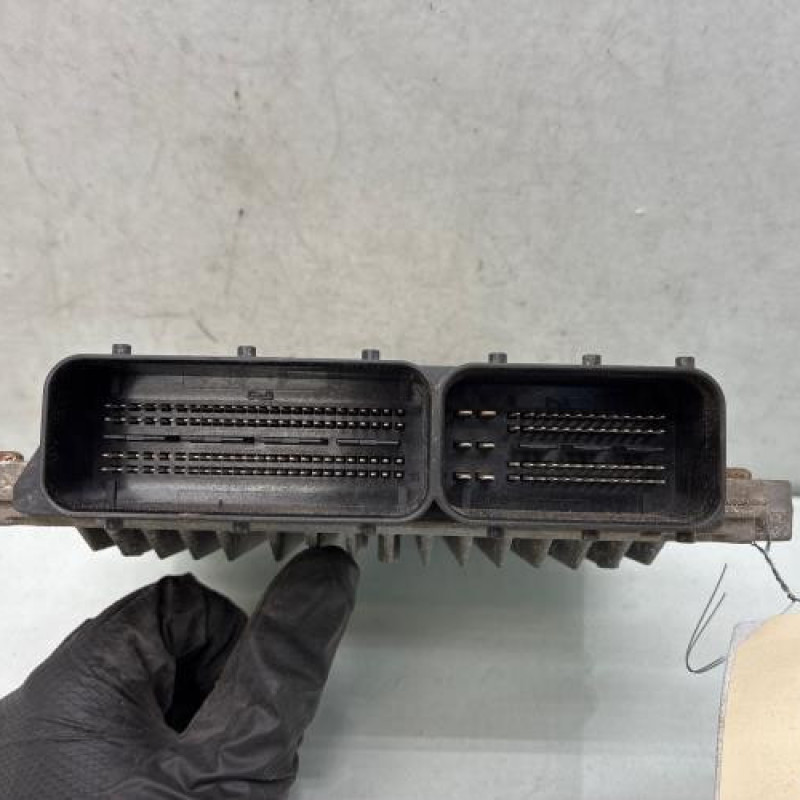 Calculateur moteur MERCEDES CLASSE E 207 Photo n°3