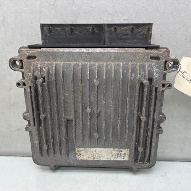 Calculateur moteur MERCEDES CLASSE E 207 Photo n°4