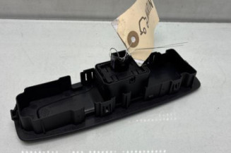 Interrupteur de leve vitre arriere droit RENAULT GRAND SCENIC 4