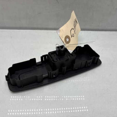 Interrupteur de leve vitre arriere droit RENAULT GRAND SCENIC 4