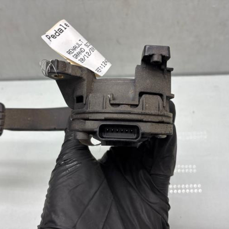 Pedale d'accelerateur RENAULT GRAND SCENIC 4 Photo n°2