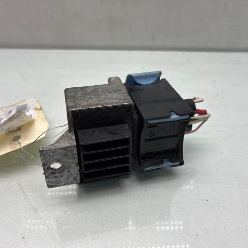 Boitier de prechauffage RENAULT GRAND SCENIC 4 Photo n°3