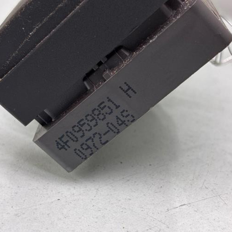 Interrupteur de leve vitre avant gauche AUDI A3 2 Photo n°4