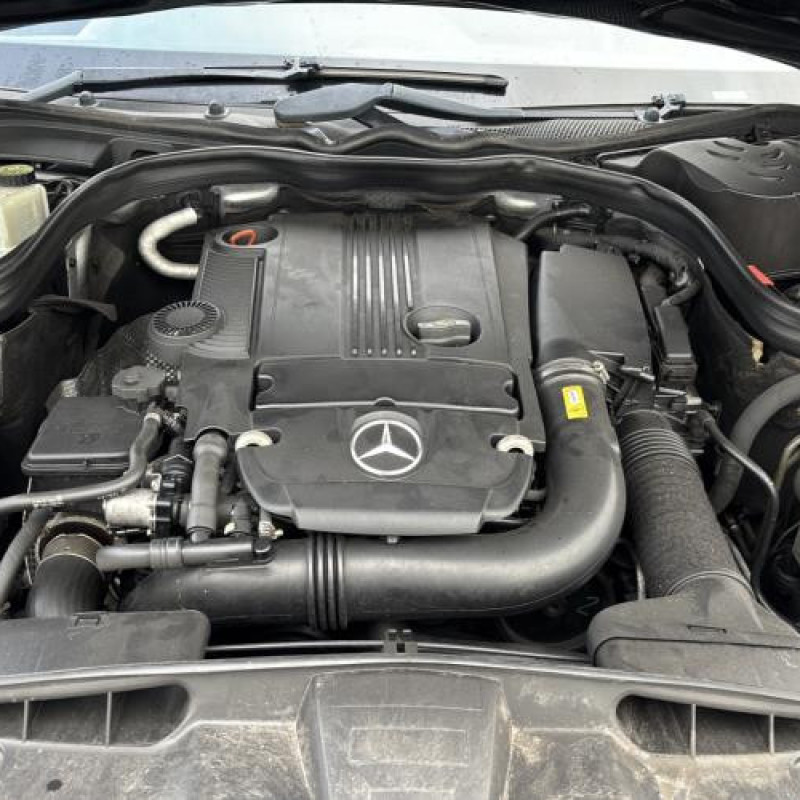 Attache ceinture avant droit MERCEDES CLASSE E 212 Photo n°17