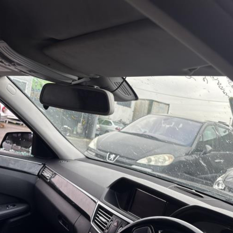 Attache ceinture avant gauche MERCEDES CLASSE E 212 Photo n°13