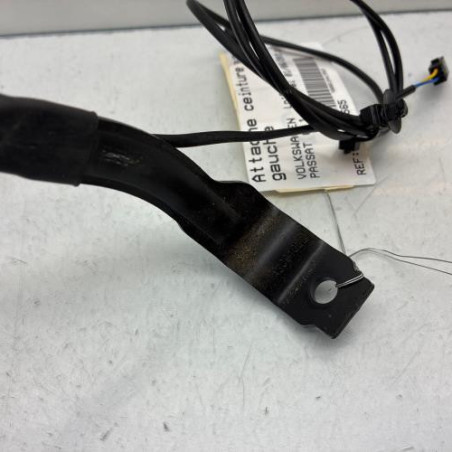 Attache ceinture avant gauche VOLKSWAGEN PASSAT 6