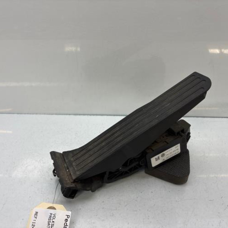 Pedale d'accelerateur VOLKSWAGEN PASSAT 6 Photo n°1