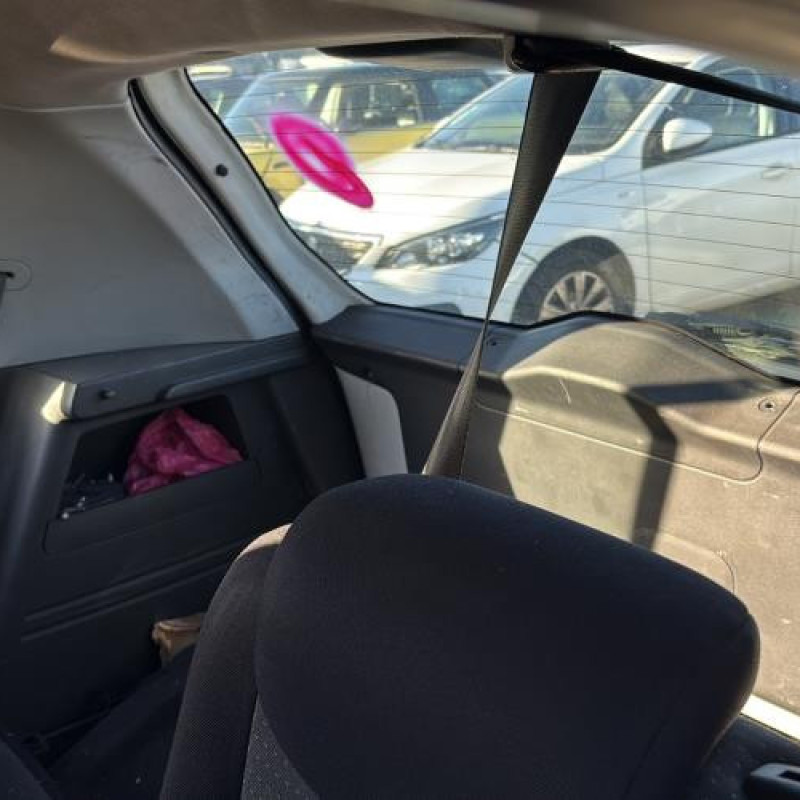 Interrupteur de leve vitre avant gauche HYUNDAI GETZ Photo n°15