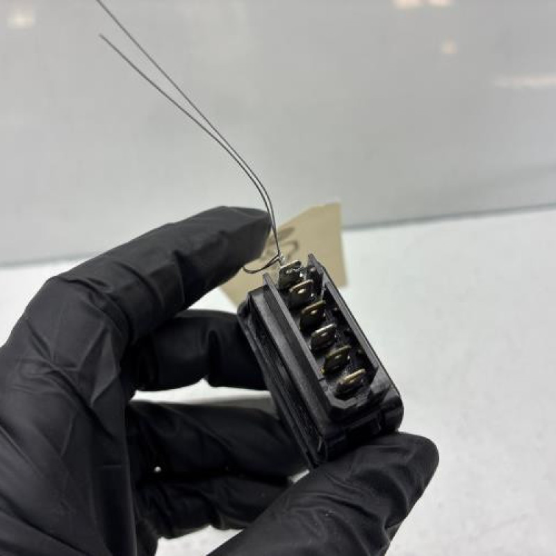 Interrupteur de leve vitre avant gauche RENAULT MEGANE 1 Photo n°2