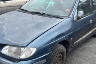 Interrupteur de leve vitre avant gauche RENAULT MEGANE 1