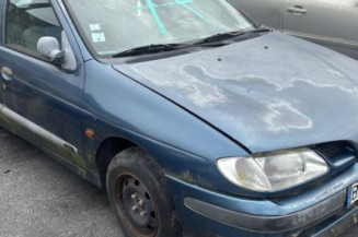 Interrupteur de leve vitre avant gauche RENAULT MEGANE 1