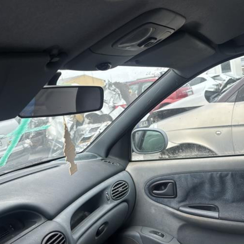 Interrupteur de leve vitre avant gauche RENAULT MEGANE 1 Photo n°11