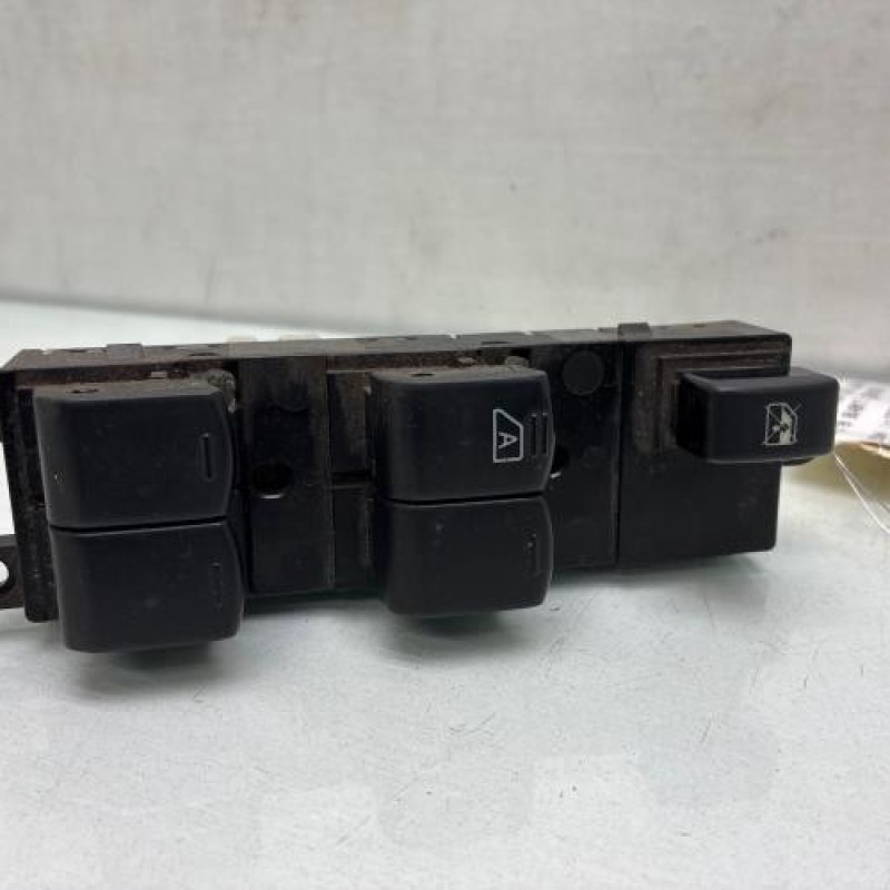 Interrupteur de leve vitre avant gauche NISSAN NOTE 1 Photo n°1