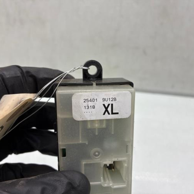 Interrupteur de leve vitre avant gauche NISSAN NOTE 1 Photo n°4