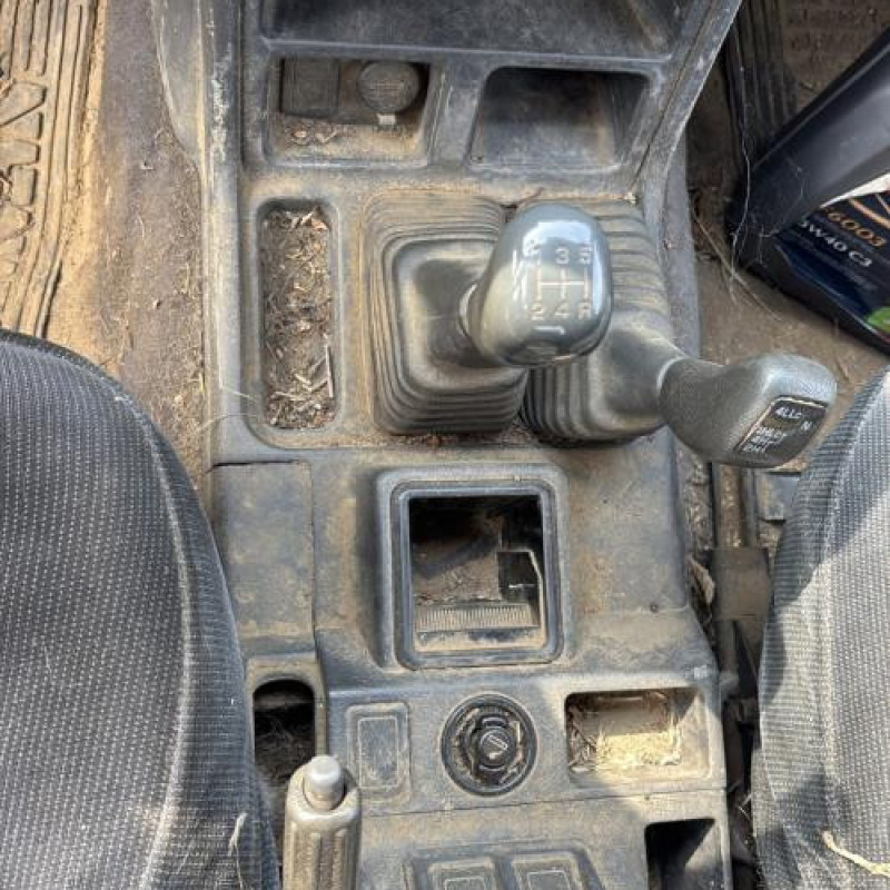 Bouchon de carburant MITSUBISHI PAJERO 2 Photo n°20