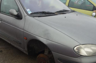 Ceinture arriere droit RENAULT MEGANE 1