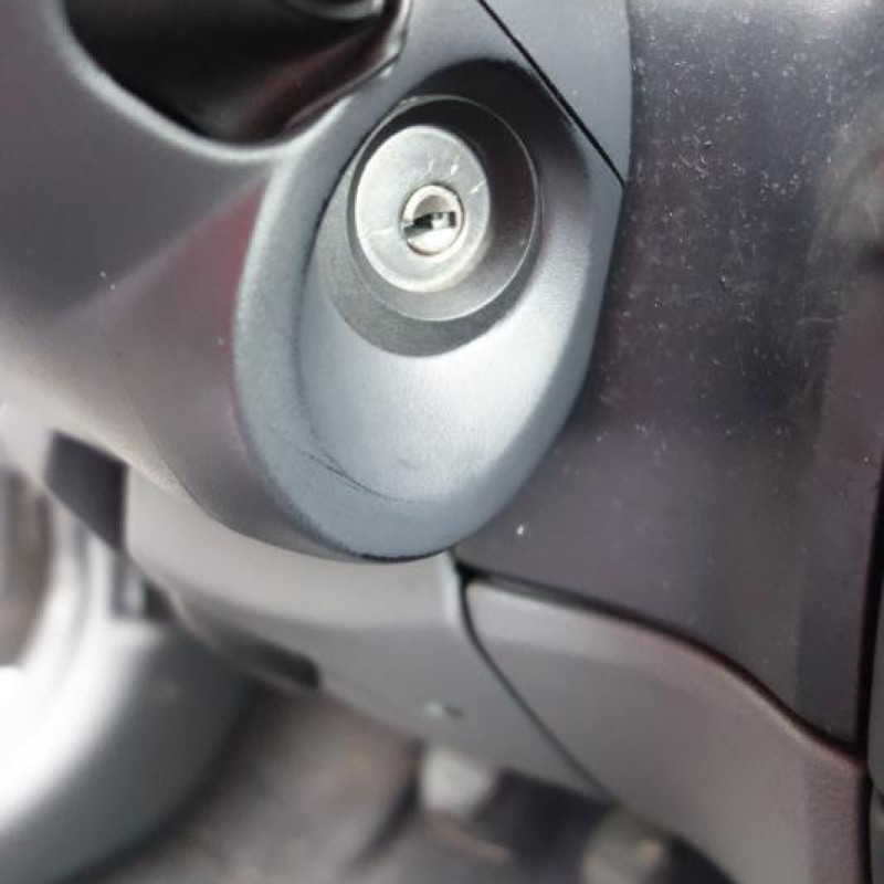 Ceinture arriere droit RENAULT MEGANE 1 Photo n°7