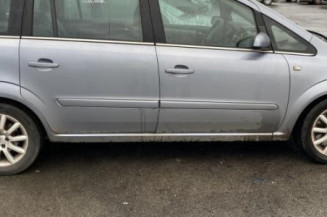 Calculateur moteur OPEL ZAFIRA B