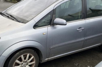 Calculateur moteur OPEL ZAFIRA B