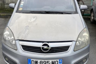 Calculateur moteur OPEL ZAFIRA B