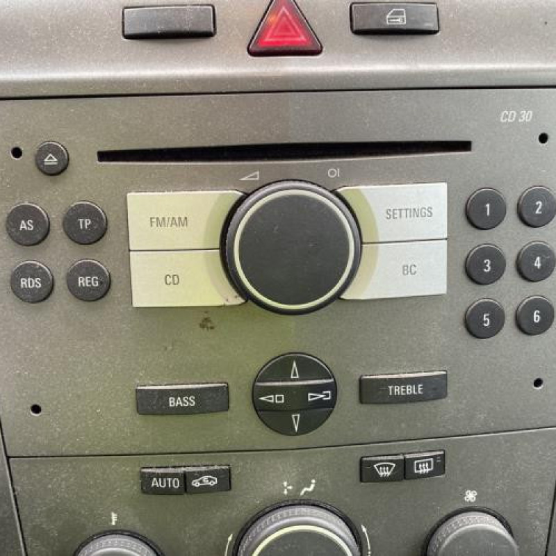 Calculateur moteur OPEL ZAFIRA B Photo n°20