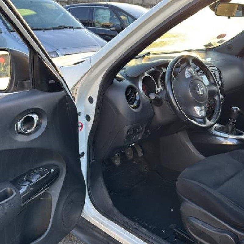 Attache ceinture arriere gauche NISSAN JUKE 1 Photo n°9