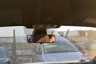 Attache ceinture arriere gauche NISSAN JUKE 1