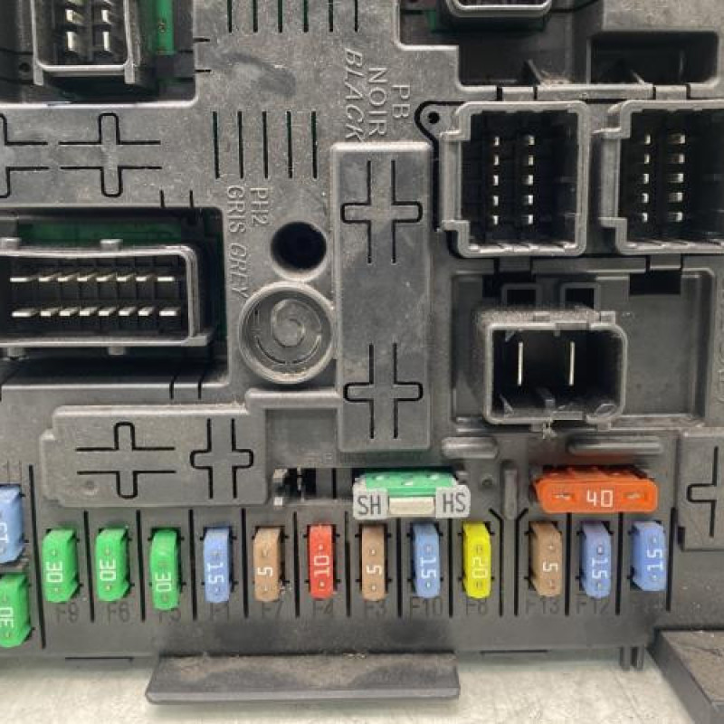 Boitier BSI PEUGEOT 407 Photo n°3