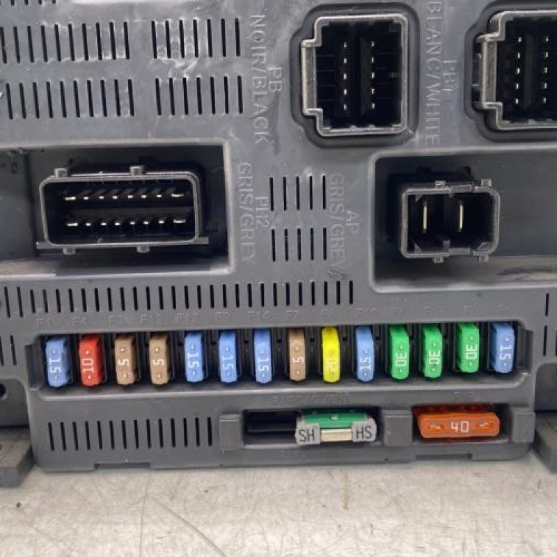 Boitier BSI PEUGEOT 308 1 Photo n°3