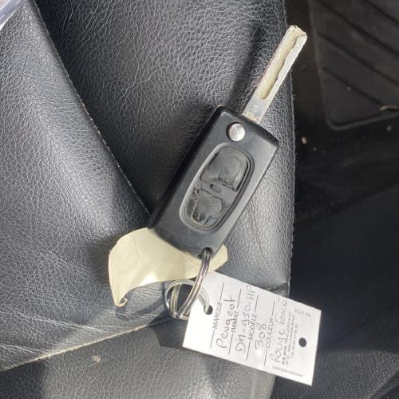 Boitier BSI PEUGEOT 308 1 Photo n°15