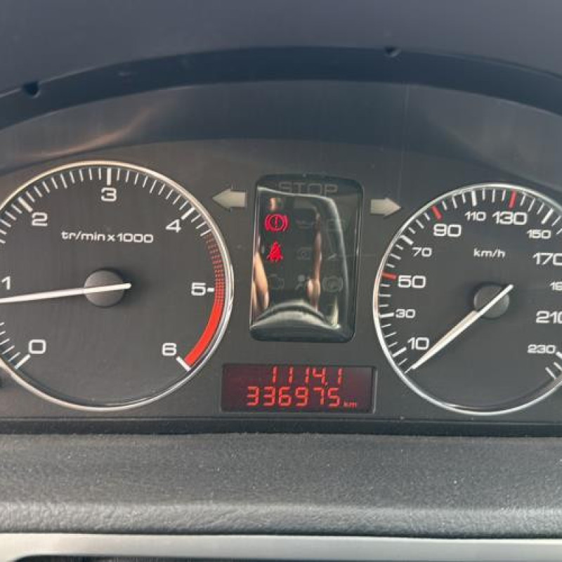 Boitier BSI PEUGEOT 407 Photo n°18