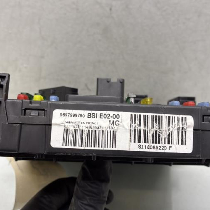 Boitier BSI PEUGEOT 206+ Photo n°2