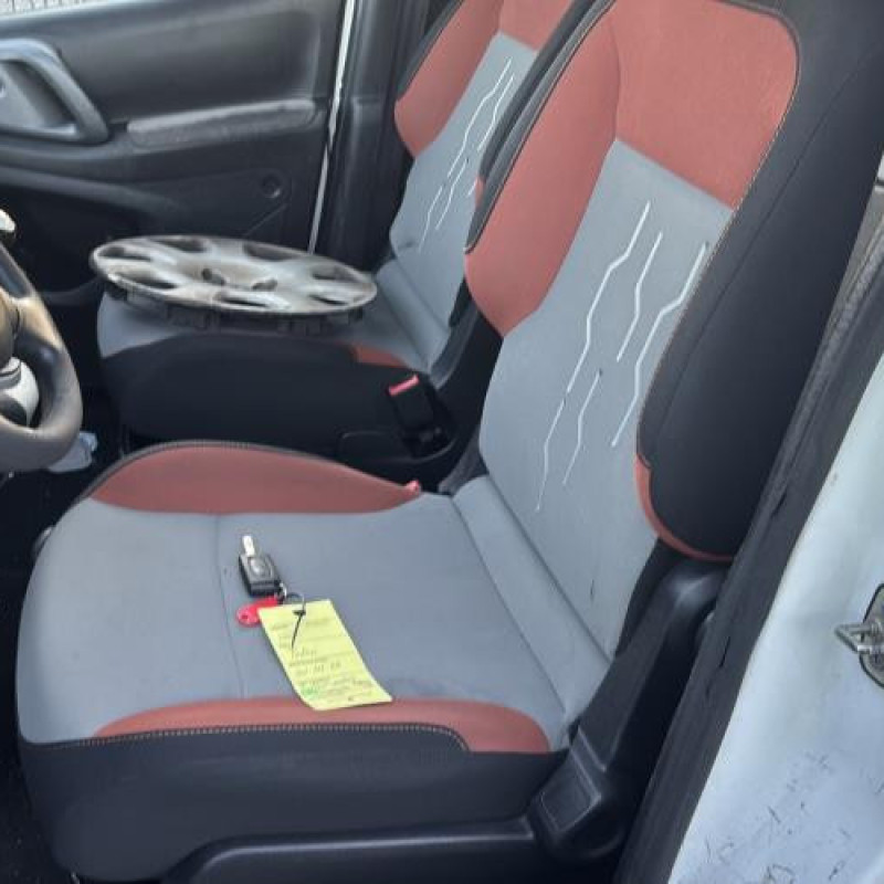 Boitier BSI PEUGEOT PARTNER 2 Photo n°14