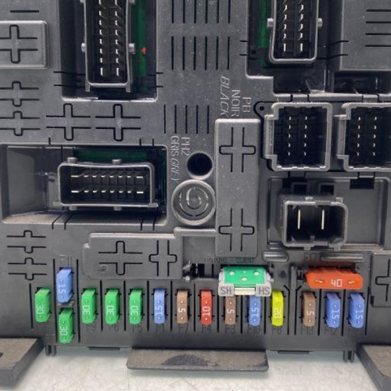 Boitier BSI PEUGEOT 3008 1 Photo n°3