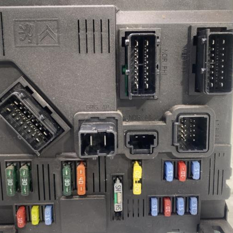 Boitier BSI PEUGEOT 206 Photo n°3