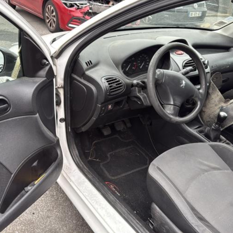 Boitier BSI PEUGEOT 206 Photo n°13