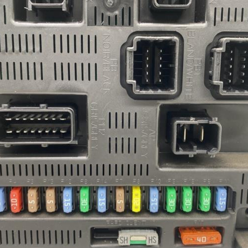 Boitier BSI PEUGEOT 207 Photo n°3