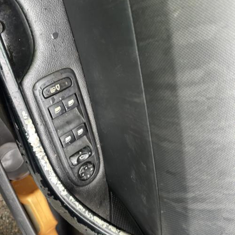 Boitier BSI PEUGEOT 308 1 Photo n°16