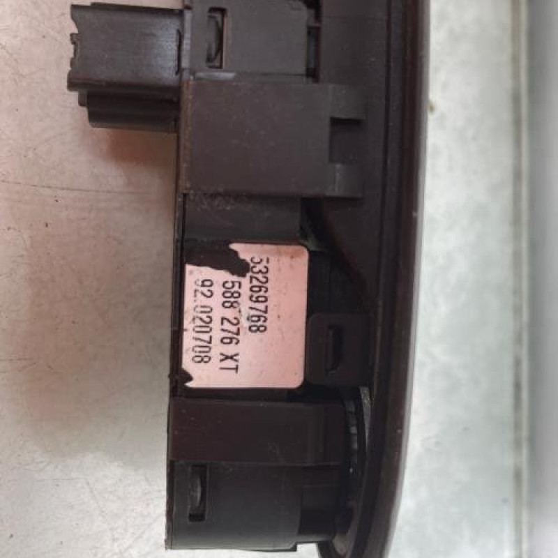 Interrupteur de leve vitre avant gauche PEUGEOT 407 Photo n°2