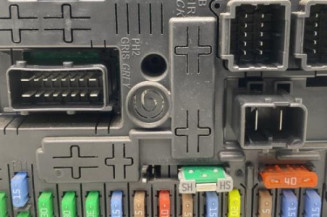 Boitier BSI PEUGEOT 3008 1