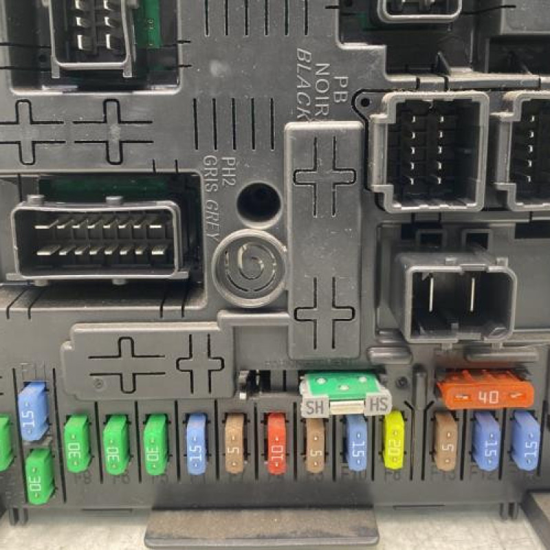 Boitier BSI PEUGEOT 3008 1 Photo n°3