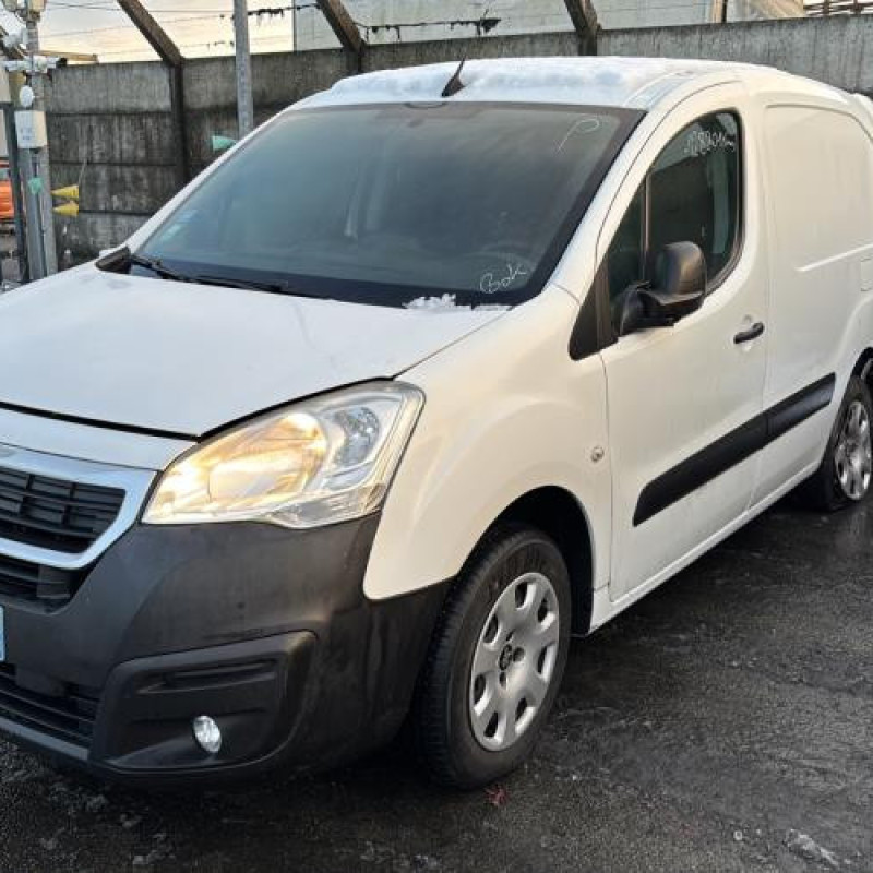 Boitier BSI PEUGEOT PARTNER 2 Photo n°4