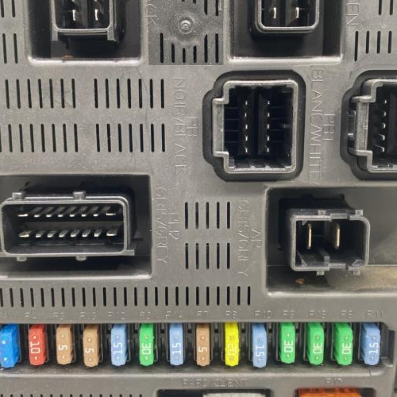 Boitier BSI PEUGEOT 207 Photo n°3