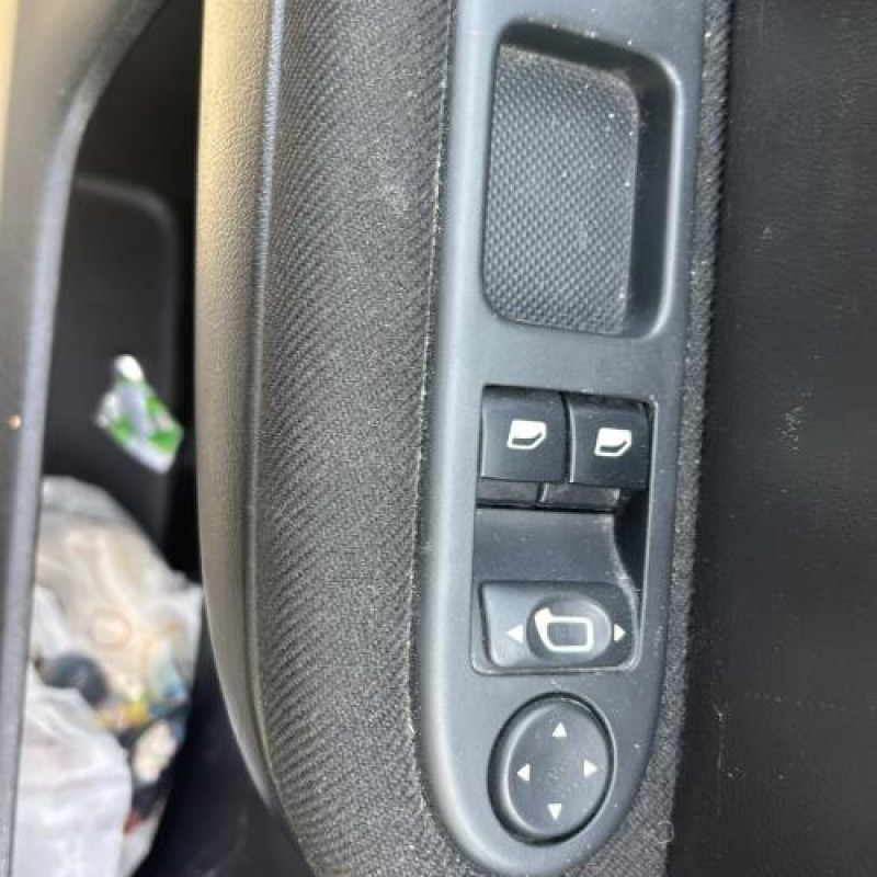 Interrupteur de leve vitre avant gauche PEUGEOT 307 Photo n°14