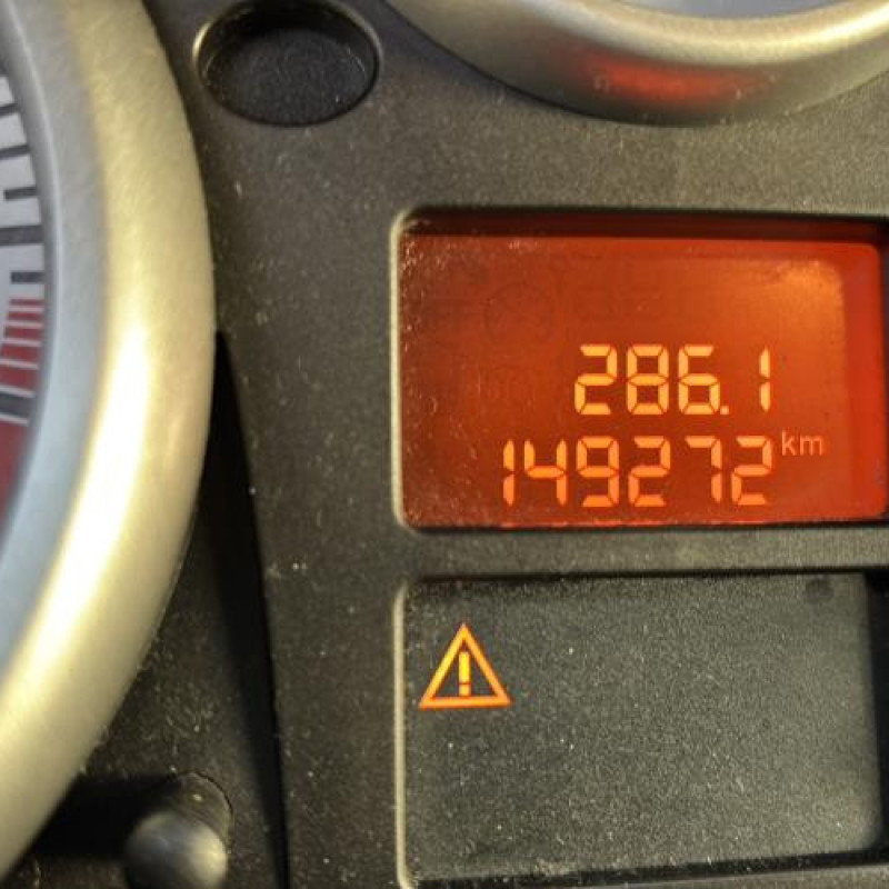 Calculateur moteur PEUGEOT 207 Photo n°5